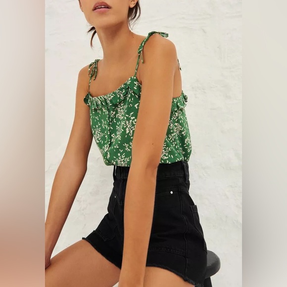 ba&sh Tops - BA&SH VEDA GREEN FLORAL TOP - Size 1